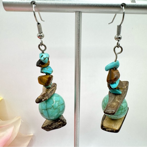 Boho Faux Turquoise And Tiger’s Eye Chip Coconut Shell Crackle Bead Earrings - Picture 3 of 8